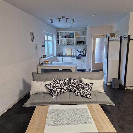 Souterrain-Wohnung Mit Kostenlosem Stellplatz Leipzig Dış mekan fotoğraf
