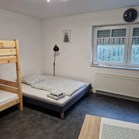 Souterrain-Wohnung Mit Kostenlosem Stellplatz Leipzig Dış mekan fotoğraf