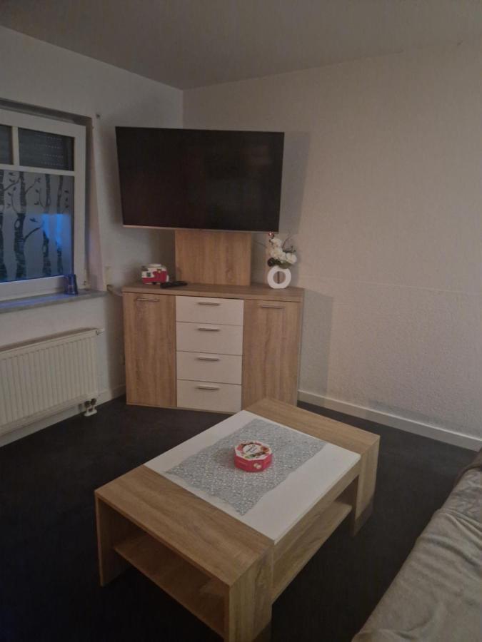 Souterrain-Wohnung Mit Kostenlosem Stellplatz Leipzig Dış mekan fotoğraf